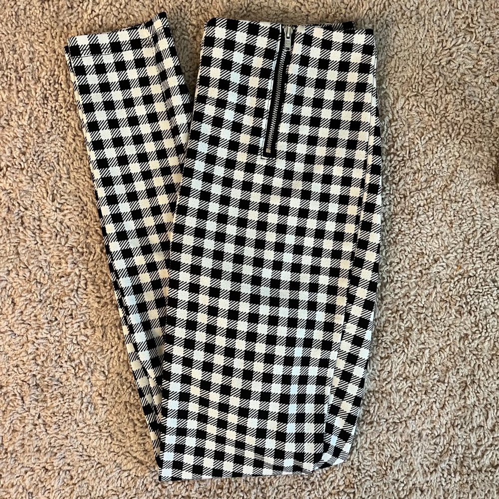 SHEIN Stylish Checkered Pants